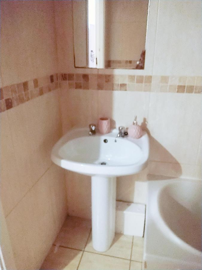 Double Room Close To Bradford University And City Centre Экстерьер фото